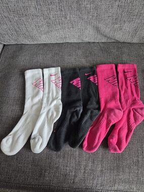 Nike Crew Socks Pack - White, Black, Hot Pink